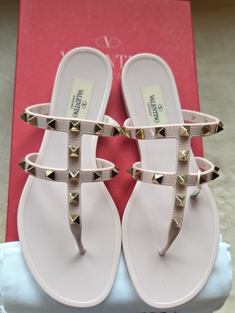 Valentino Garavani Blush Pink Jelly Rockstud Thong Sandals
